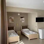 Durmishi & & 4* Sarandë
