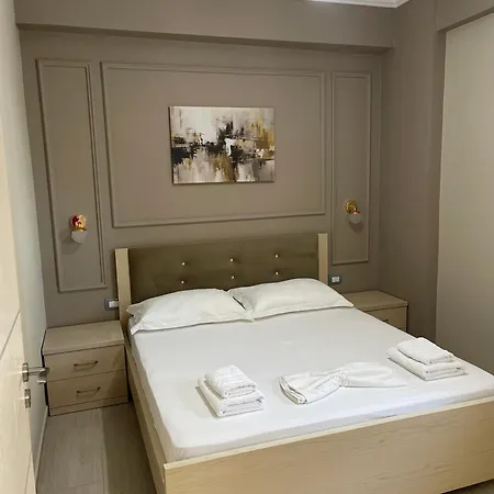Durmishi & & Lägenhetshotell Sarandë