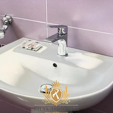 Hotel apartamentowy Durmishi & & Saranda