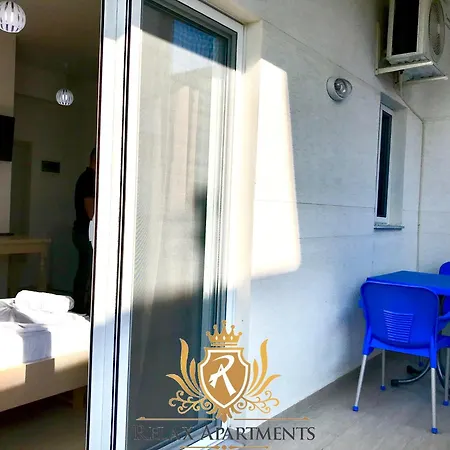 Durmishi & & Lägenhetshotell 4*