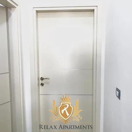 Durmishi & & 4* Sarandë